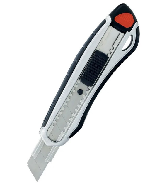 NÓŻ DO TAPET 18MM GR8100